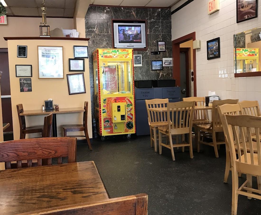 Anna Maria's Pizzeria